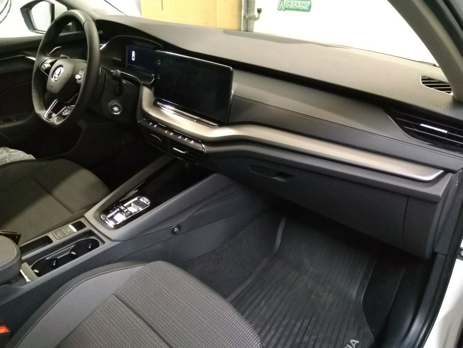 Škoda Octavia IV 2020- automat, zámek řazení Construct