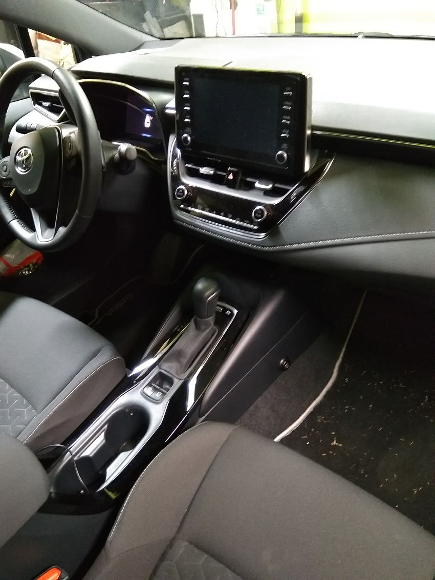 Toyota Corolla r.v. 2019- automat Hybrid Construct mechanické zabezpečení řadící páky