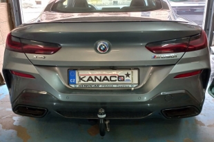 Tažné zařízení BMW 8-serie 2019- , nosič zavazadel, Bosstow s odnímatelným uzamykatelným vertikálním bajonetem GDW