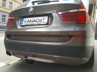 Tažné zařízení BMW X3 (F25,G01) / X4 (F26) - odnímatelné vertikální zařízení 