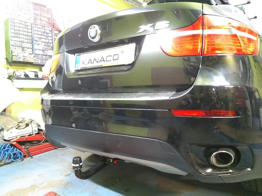 Tažné zařízení BMW X6 (E71), od 2008 odnímatelný vertikální bajonet Westfalia