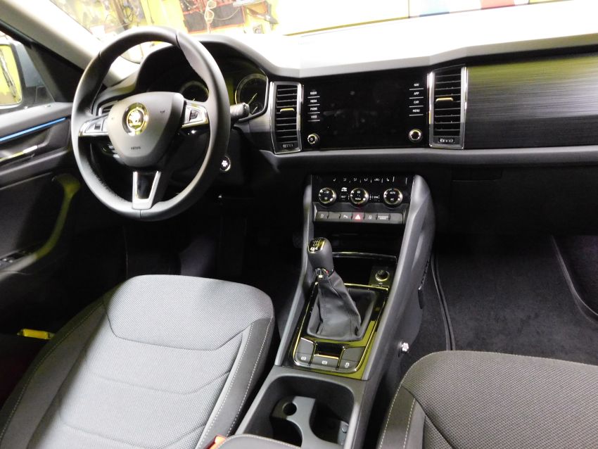 Škoda Kodiaq manuální řazení, r.v. 2016-, mechanické zabezpečení řadící páky Mister lock