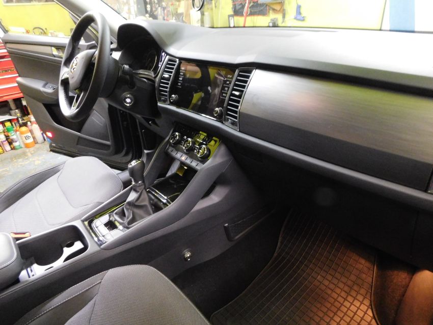 Škoda Kodiaq 2017-, manuální řazení, mechanické zabezpečení vozidel značky Mister Lock