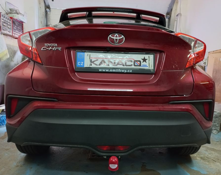 Toyota C-HR Hybrid r.v. 2016-2019, pevné tažné zařízení SVC Group