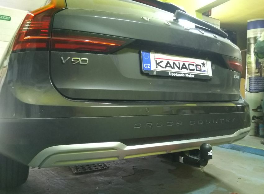 Tažné zařízení Volvo V9,  2016-,  odnímatelný vertikální bajonet GDW